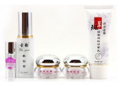 漢方古韻嫩膚霜，古韻白里透紅五合一-- 廣西南寧市護膚精品化妝品公司銷售部