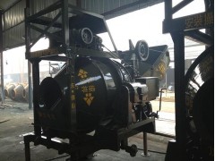 哪里的進料容量400L/出料容量250L/重量1780kg提升攪拌機價格便宜-- 鄭州市興隆建筑機械有限公司銷售部