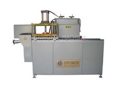 供應(yīng)濟(jì)南鋁邊框萬(wàn)能端面銑床－鋁型材加工設(shè)備-- 濟(jì)南新五岳光伏科技有限公司