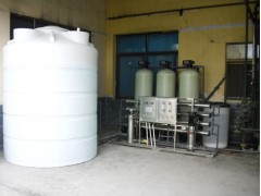 反滲透RO純水設(shè)備-- 成都市中漢水處理設(shè)備有限公司