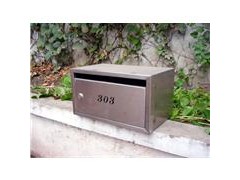 別墅信報(bào)箱不銹鋼信報(bào)箱-- 河北標(biāo)榜金屬制品有限公司