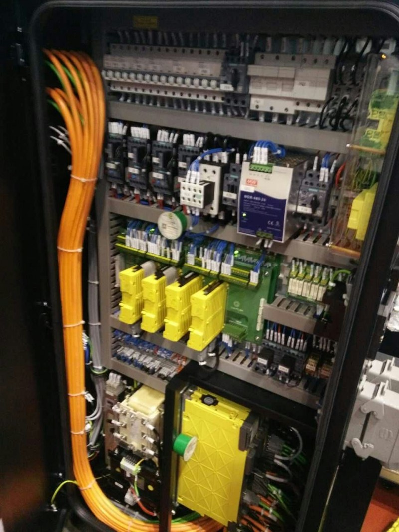 VCI氣相防銹盒，電器柜伴侶，電器柜防銹防短路產(chǎn)品-- 中圳德興（北京）防銹材料有限公司