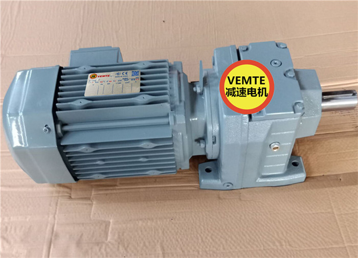 廠家直銷江蘇伺服減速機，R107YS160M4同向減速器-- 東莞祥如機電設(shè)備有限公司