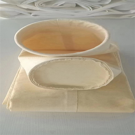 ?廠家直銷?氟美斯滌綸覆膜針刺氈除塵濾袋過濾集塵袋-- 固安縣溫泉休閑商務產業園區曼宇過濾器材設備廠