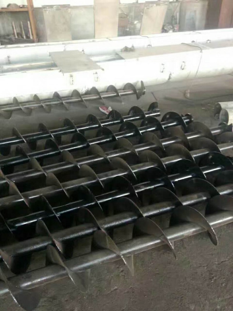 螺旋輸送機(jī)葉片的厚度-- 滄州世成環(huán)保機(jī)械有限公司