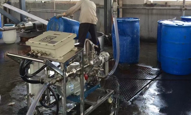 50公斤桶分裝灌裝設備移動式化工液體灌裝機-- 煙臺宏健測控設備有限公司